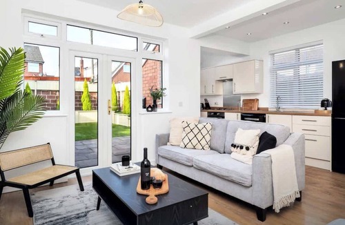 Stoke-on-Trent House | Haydon House