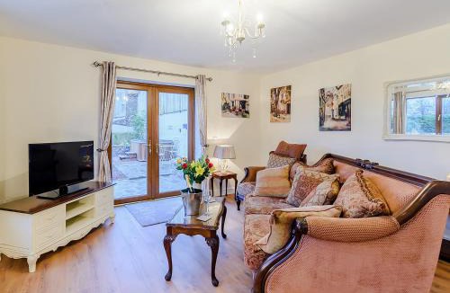 Great Hatfield House | Hayloft- Uk31532