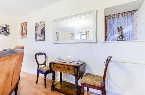 Great Hatfield House | Hayloft- Uk31532