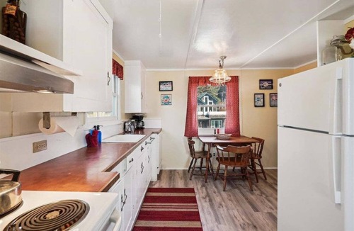 Downtown Cannon Beach House | Haystack Close North