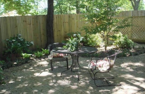 Downtown Little Rock Cottage | Hayward Garden Cottage