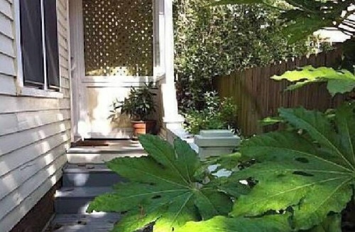Downtown Little Rock Cottage | Hayward Garden Cottage