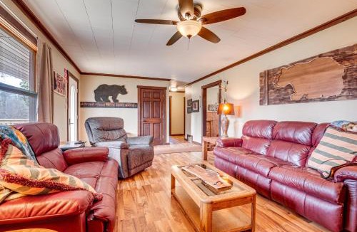 Hayward House | Hayward Home w/Private Deck, Fire Pit & Kayak!