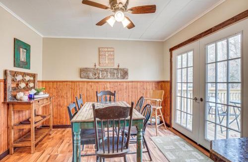 Hayward House | Hayward Home w/Private Deck, Fire Pit & Kayak!