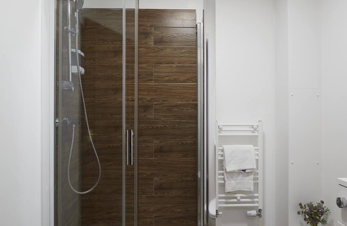 Castleford Apartment | Hayy Studios at Castleford