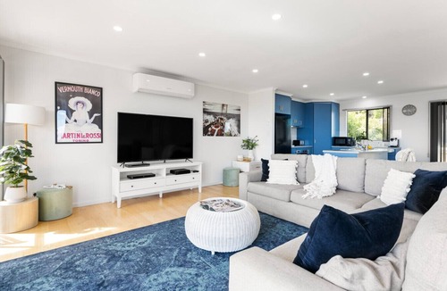 Goolwa Beach Apartment | Hazel Beach House with ocean views