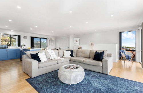 Goolwa Beach Apartment | Hazel Beach House with ocean views