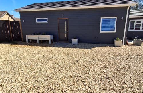 Mildenhall Apartment | Hazel Cottage