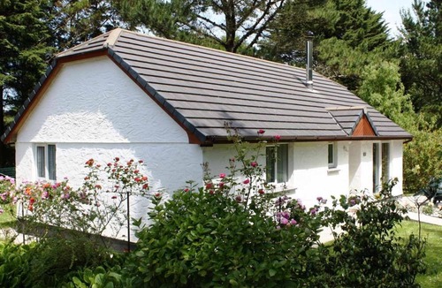 Goonhavern Cottage | Hazel Croft sleeping 5, woodland setting near great beaches
