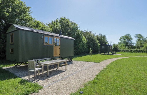South Leigh Cottage | HAZEL, with pool in Witney