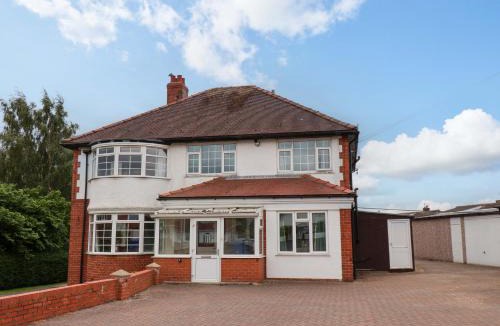 Hunmanby House | Hazelgarth House