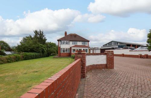 Hunmanby House | Hazelgarth House