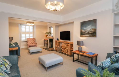 Windermere Cottage | HAZELNUT COTTAGE, pet friendly, with open fire in Windermere