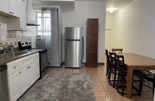 West Philadelphia House | HE, spacious 5 bedrooms 3 bathrooms house entire house