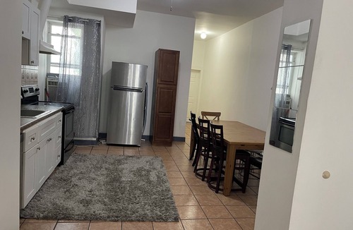 West Philadelphia House | HE, spacious 5 bedrooms 3 bathrooms house entire house