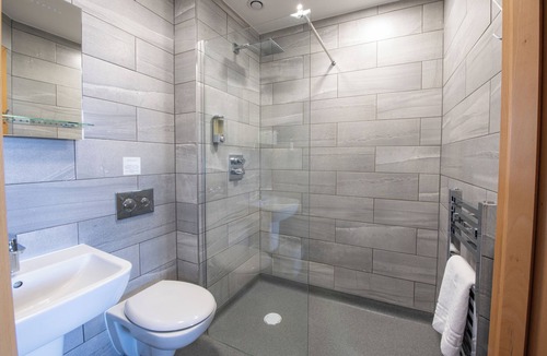 Headingley House | Headingley Stadium Hotel