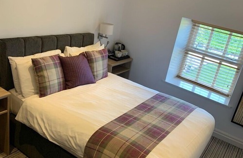 Liversedge Hotel | Healds Hall Hotel