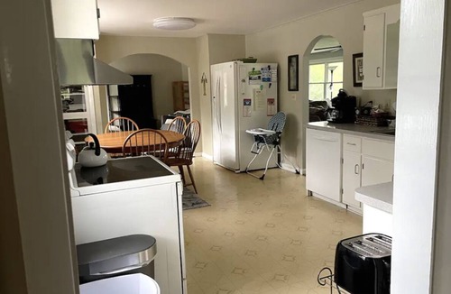 Bethlehem House | Healing Home Overlooking the Mountains