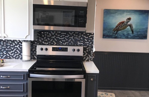 Seaside House | Hear the surf! Near beach and across from golf course. Boat parking!
