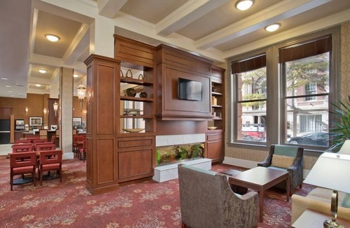 Downtown Baltimore Apartment | Hearing Accessible King Studio w/Free Breakfast