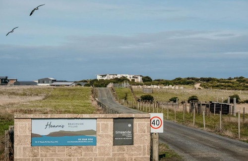 Port Fairy Villa | Hearns Beachside Villa 9