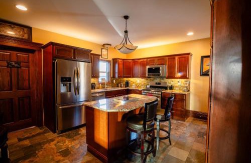Ruthven Hotel | Heart and Soul Inn