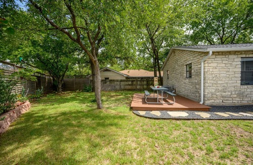 Cherrywood House | Heart of Austin 3BR Bungalow