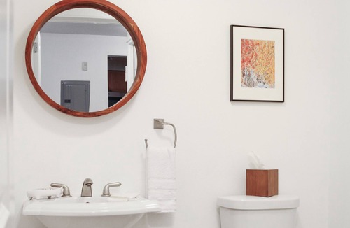 Old Ballard House | Heart of Ballard 2-bed condo, the feel of New York Brownstone w/ a Seattle twist