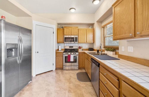 Southeast Boise House | Heart of Boise*Simplot sports complex*Pool Table