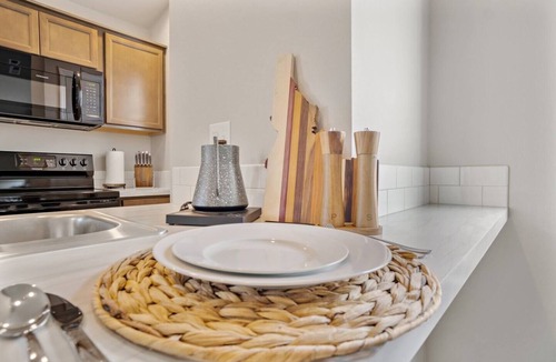 Caldwell House | Heart of Caldwell*KingBed*Fast Wifi*5min>I84
