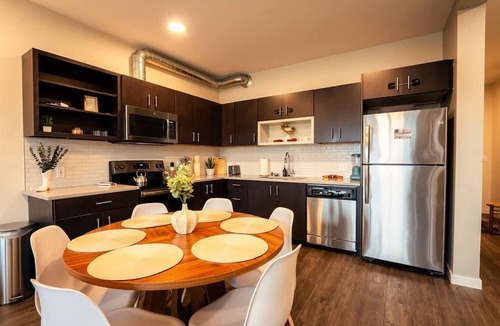 Downtown Spokane Apartment | Heart of Downtown City View Walkable to Hotspots