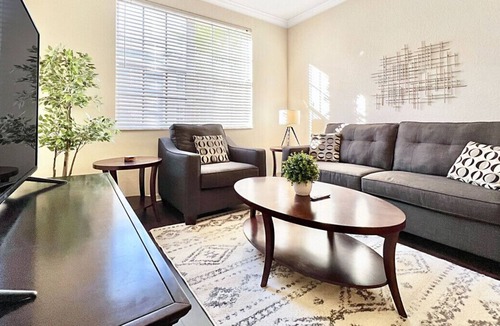 Westchase Apartment | Heart of Idyllic Westchase, Private Garage
