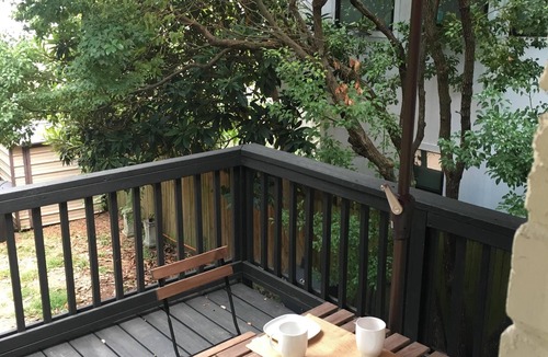 Hyde Park Apartment | Heart of Montrose - Sunny 1BR