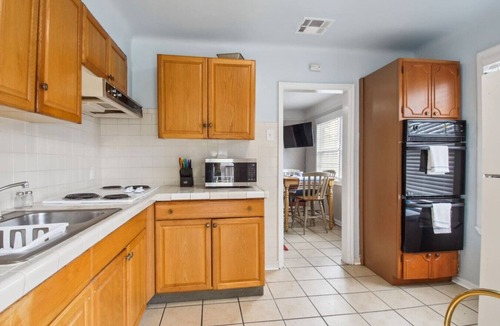 Jefferson House | Heart of NOLA 3Bed /2 Bath by Ochsner!