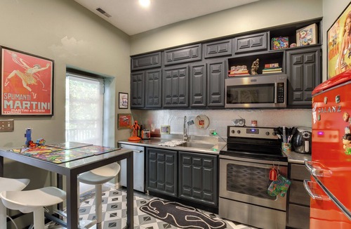 Soulard Apartment | Heart of St Louis! Walkable Soulard Apt w/Loft