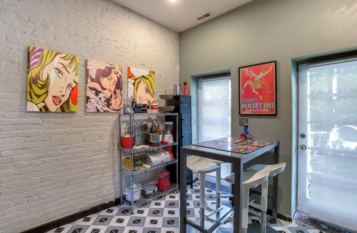 Soulard Apartment | Heart of St Louis! Walkable Soulard Apt w/Loft
