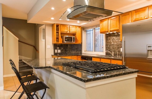 Old Town House | Heart of the City Group Hub Patio Fireplace Parking