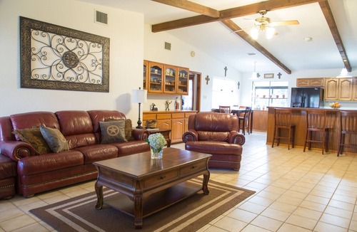 Boerne House | Heart of town near HEB with a spacious, beautiful backyard to enjoy.