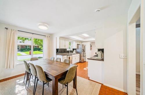 South Tulsa House | Heart of Tulsa, game room, fireplace, Sleeps 8, grill, pool.
