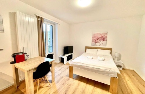 Hochschulen Apartment | Heart of Zurich Modern Studio (HG20)