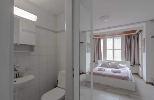 Hochschulen Apartment | Heart of Zurich Modern Studio (HG4)