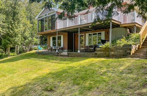 Orland House | Heart Pond Hideaway