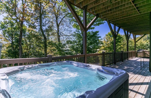 Sugar Mountain House | Heart Rock Lodge Elevation above 5200, Views, Trails, Hot Tub