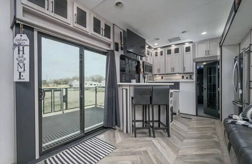 Lindale House | Heartland Cyclone ToyHauler