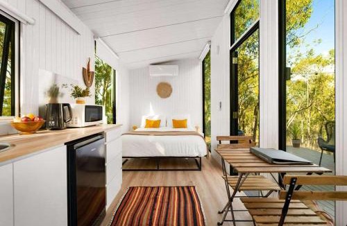 Castlemaine House | HeartStone Hill by Tiny Away