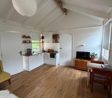 Castlemaine House | HeartStone Hill - Studio