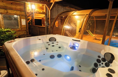 Longaulnay House | Heated and covered swimming pool all year round in Brittany for your weekends and vacations