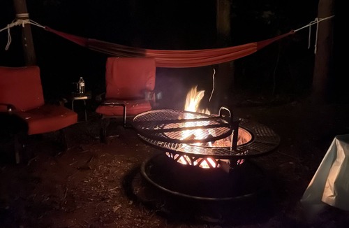 Niles Cottage | Heated Glamping Getaway