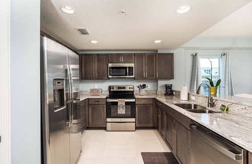 Ocean View Halifax Estates Condo | Heated Pool-Ocean/River View-Aruba #207
