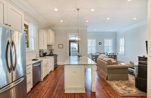 Savannah Victorian District House | Heated Pool Access | 5*Clean | Flex Cancelation